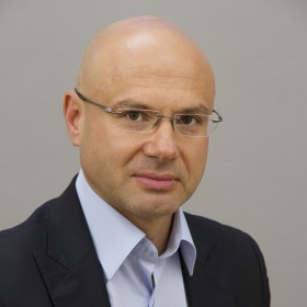 Пламен Русев