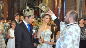 Д-р Диана Бушкалова вдигна "историческа" сватба на дъщеря си Рая