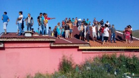 Събориха 13 незаконни ромски постройки, утре акцията продължава (СНИМКИ+ВИДЕО) 