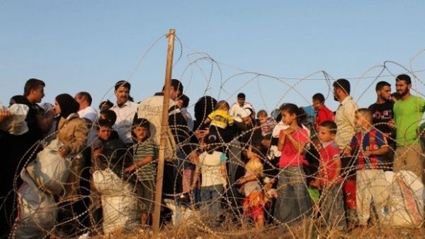 Полицията в София задържа десетки бежанци