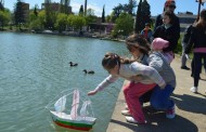 Ученици пуснаха във водите на „Загорка“ корабни модели