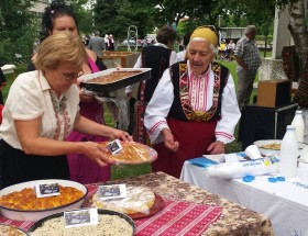 С топли катми и фолклорни песни отбелязаха Празника на житото в Преславен С топли катми и фолклорни песни отбелязаха Празника на житото в Преславен