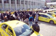 Таксиметрови шофьори поставиха проблемите пред бранша пред старозагорските народни представители и общински съветници от ГЕРБ