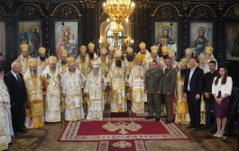 Патриарх Даниил връчи орден „Св. Йоан Рилски“ на Старозагорския митрополит д-р Киприан